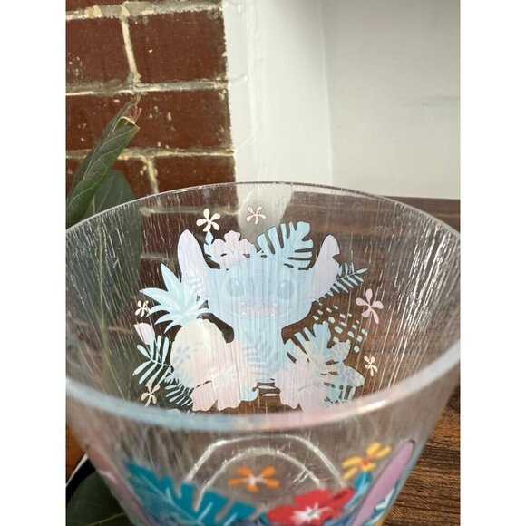 Luau Disney’s Lilo and stitch cup - Picture 3 of 8